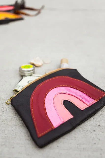 Recycled Leather Pouch White Gold Lips
